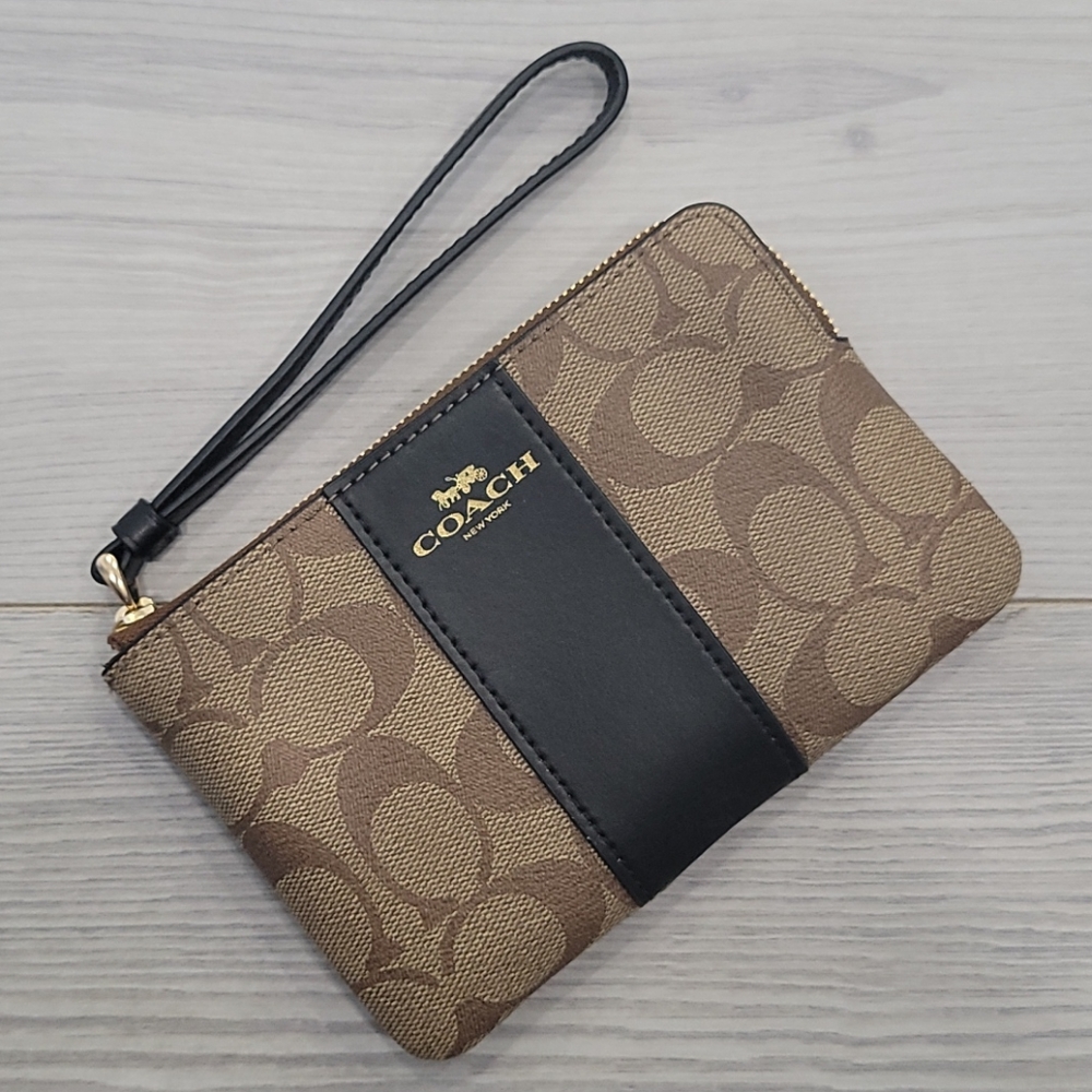 Coach Corner Zip Wristlet in Signature Canvas — Khaki Black